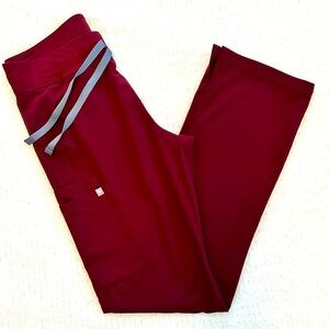 FIGS Kade Cargo Scrub Pant size small/tall
